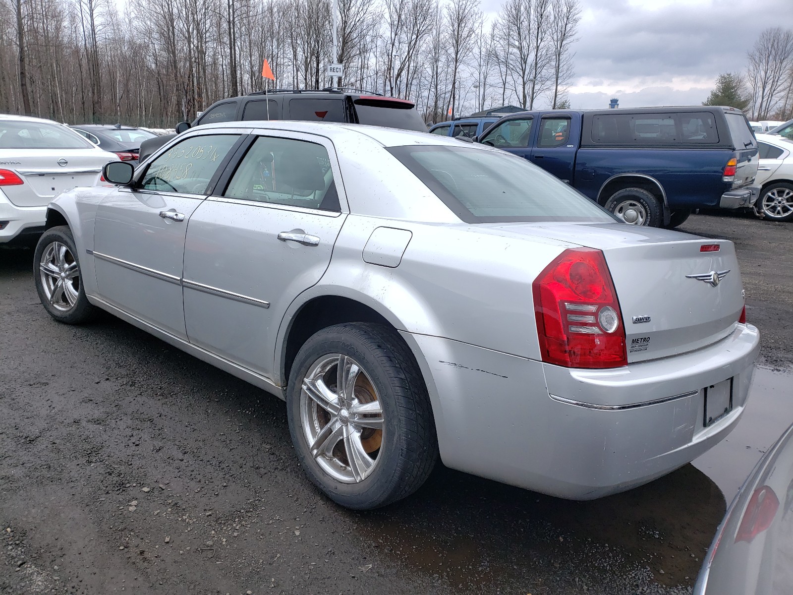 Photo 2 VIN: 2C3CK5CV5AH331136 - CHRYSLER 300 TOURIN 