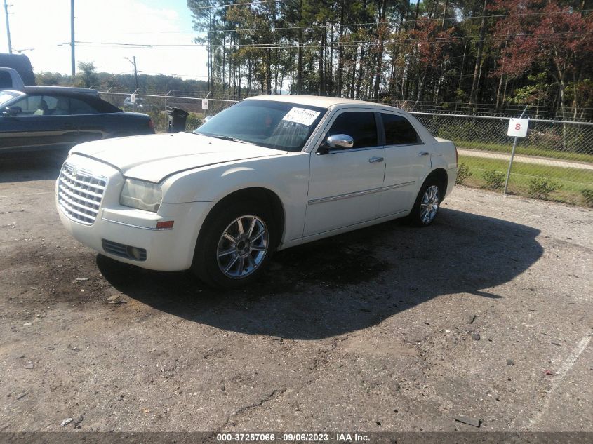 Photo 1 VIN: 2C3CK5CVXAH179192 - CHRYSLER 300 