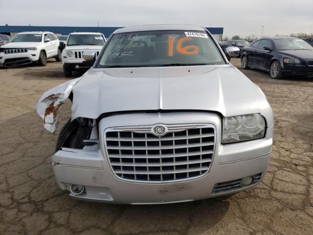 Photo 4 VIN: 2C3CK5CVXAH259852 - CHRYSLER 300 