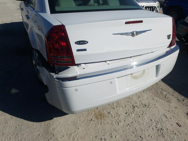 Photo 8 VIN: 2C3CK6CT0AH288796 - CHRYSLER 300C 