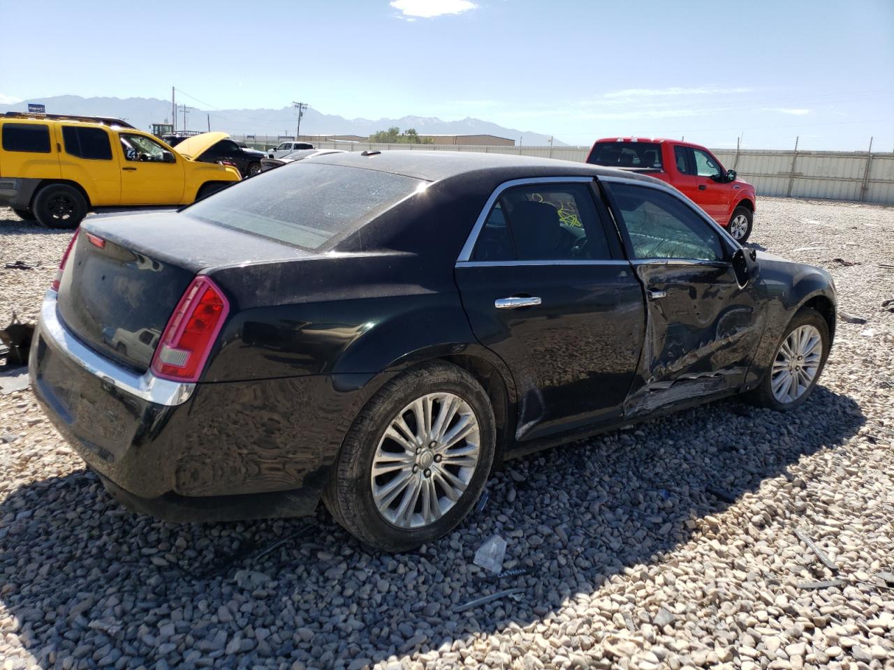 Photo 2 VIN: 2C3CK6CT0BH524090 - CHRYSLER 300 