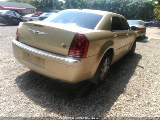 Photo 3 VIN: 2C3CK6CT3AH178423 - CHRYSLER 300 