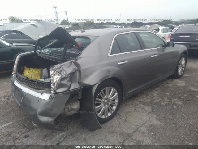 Photo 3 VIN: 2C3CK6CT3BH523967 - CHRYSLER 300 