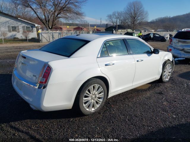 Photo 3 VIN: 2C3CK6CT5BH611807 - CHRYSLER 300C 