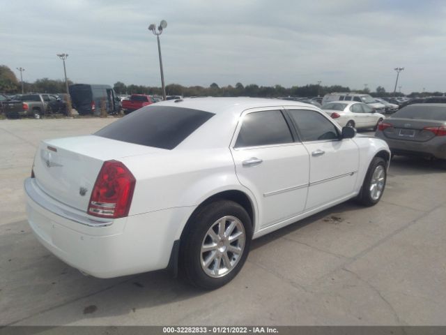 Photo 3 VIN: 2C3CK6CT6AH274398 - CHRYSLER 300 