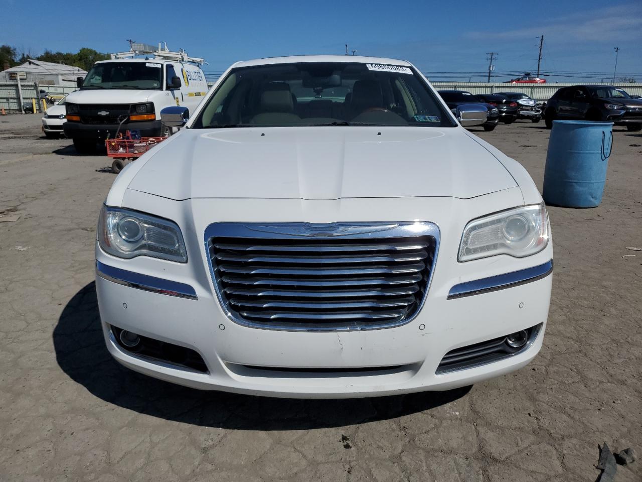 Photo 4 VIN: 2C3CK6CT8BH524001 - CHRYSLER 300 