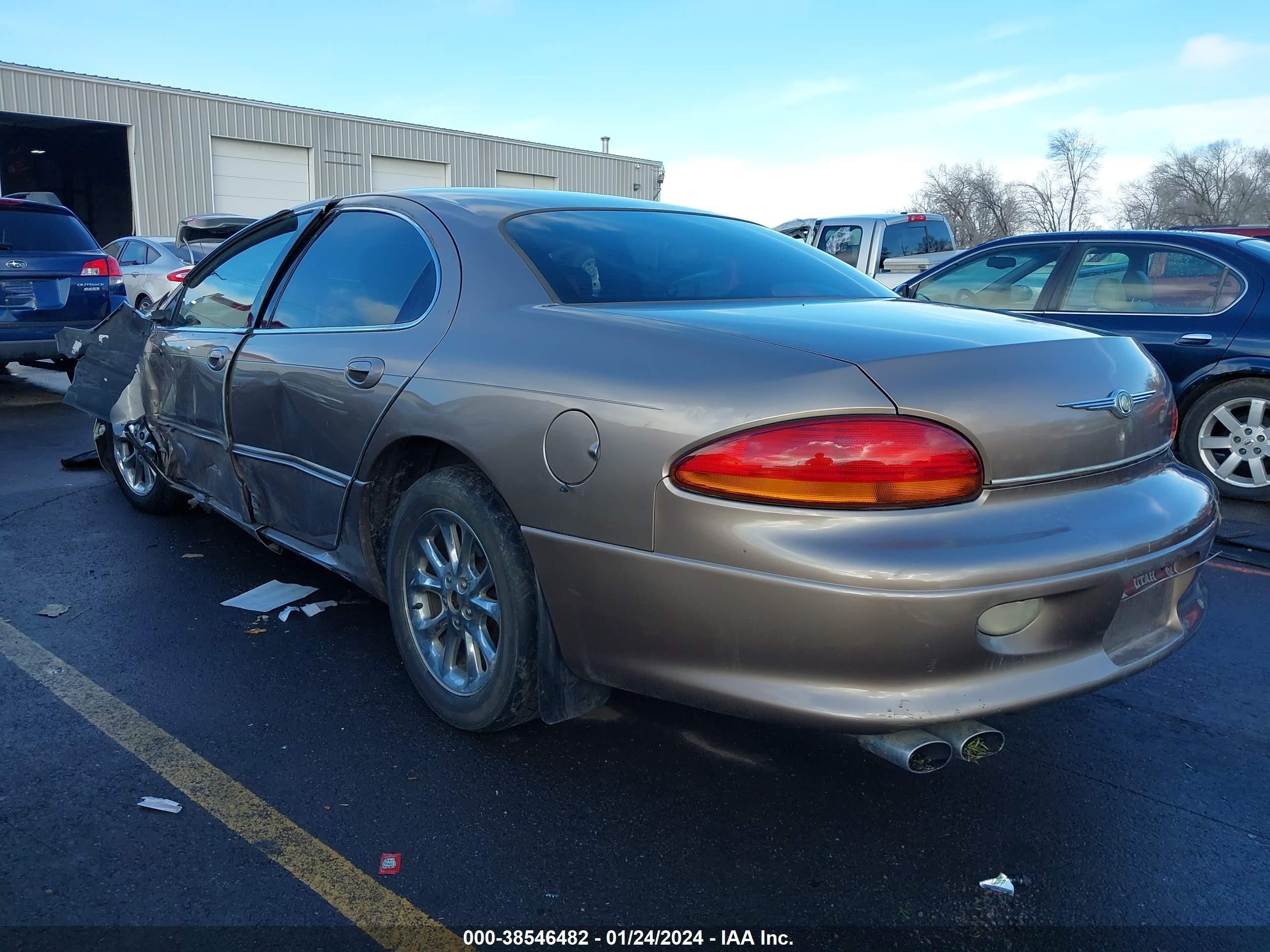 Photo 2 VIN: 2C3HC56G7YH203281 - CHRYSLER LHS 