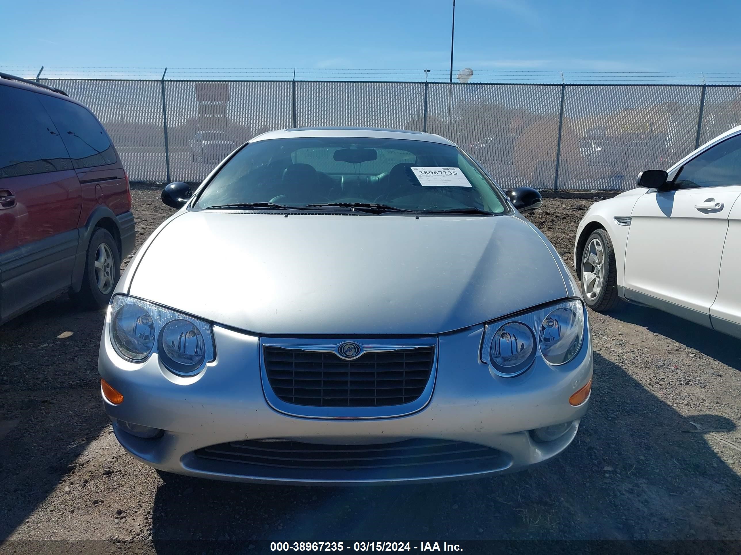 Photo 11 VIN: 2C3HE66G64H674459 - CHRYSLER 300M 