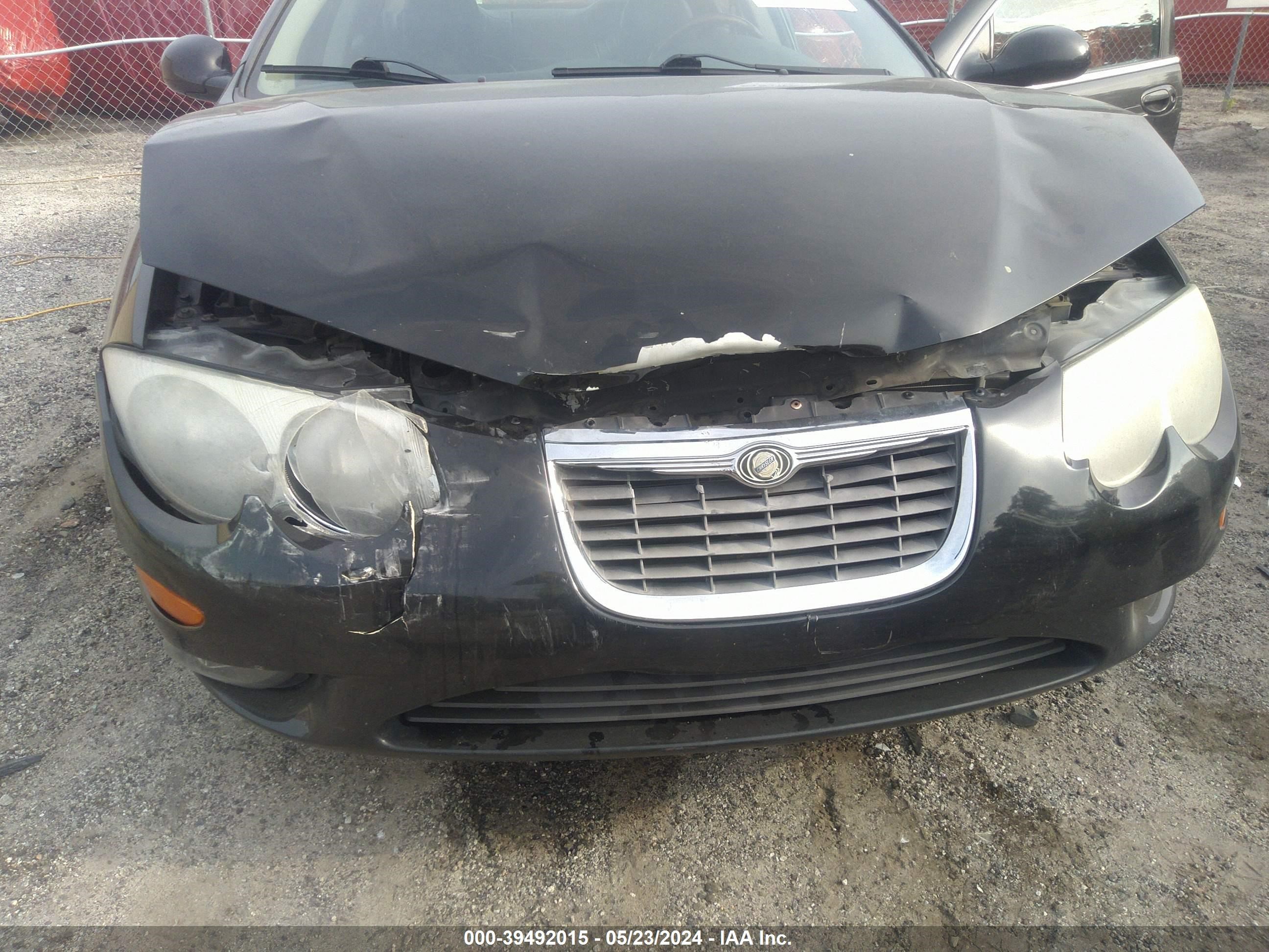 Photo 5 VIN: 2C3HE66G84H688847 - CHRYSLER 300M 