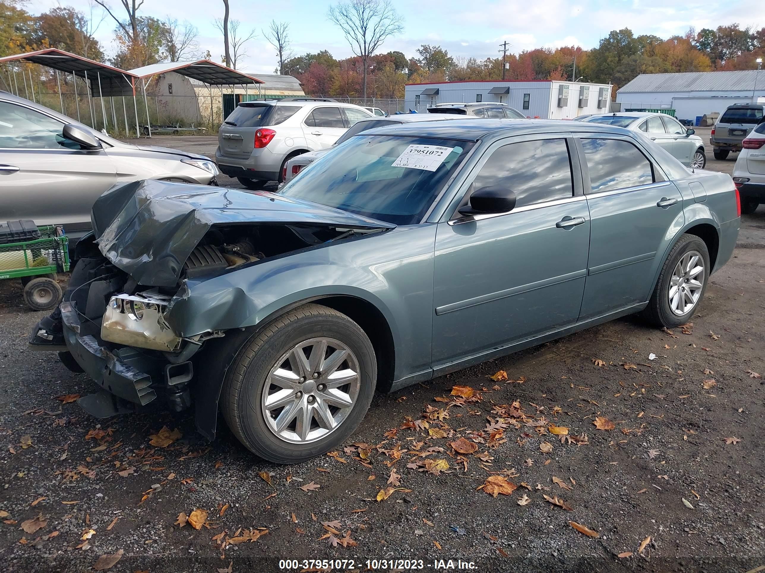 Photo 1 VIN: 2C3JA43R05H154315 - CHRYSLER 300 