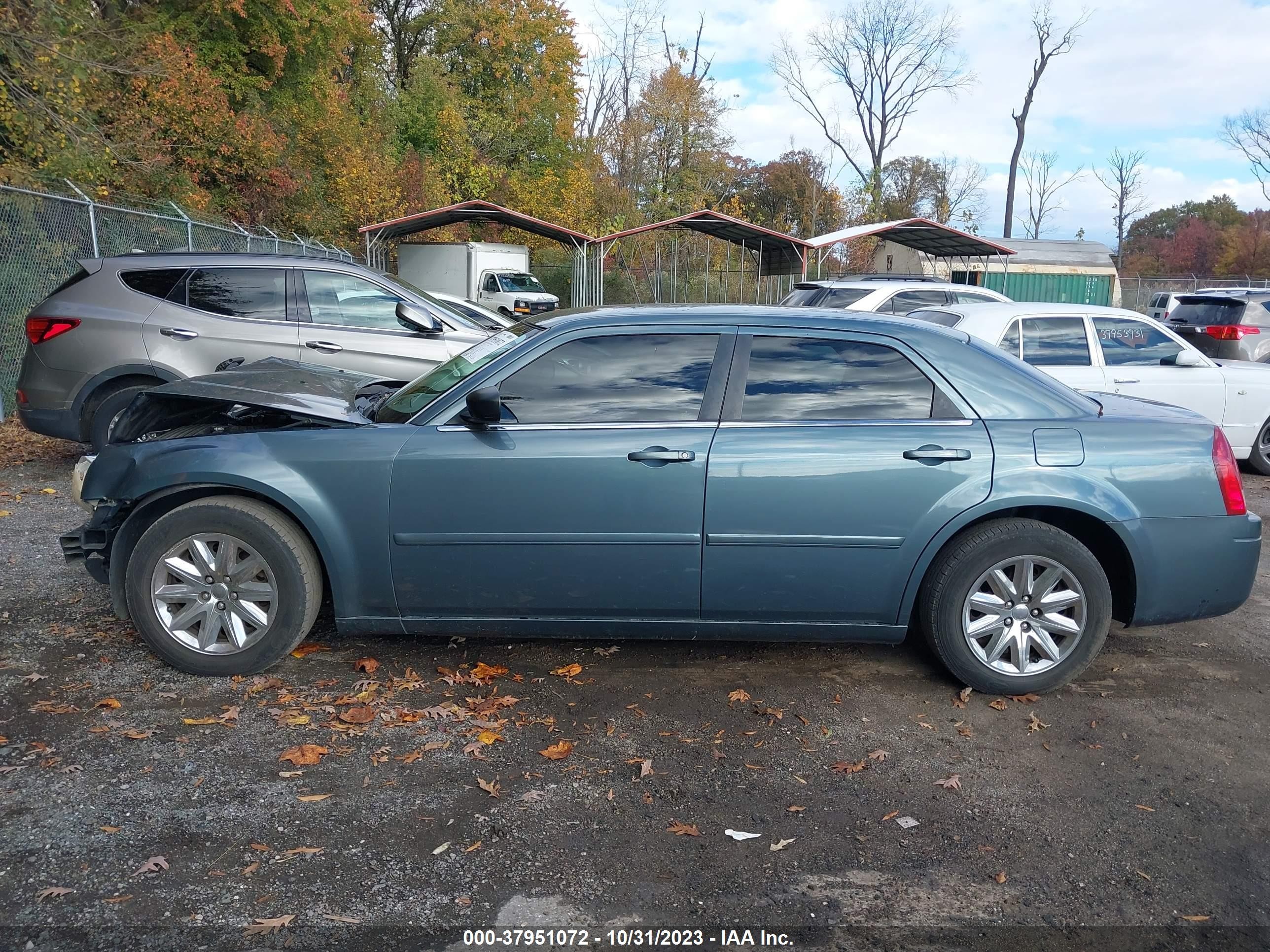 Photo 14 VIN: 2C3JA43R05H154315 - CHRYSLER 300 