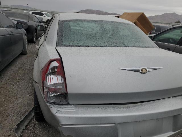 Photo 5 VIN: 2C3JA43R05H627601 - CHRYSLER 300 