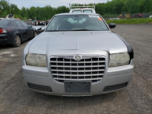 Photo 4 VIN: 2C3JA43R15H635500 - CHRYSLER 300 