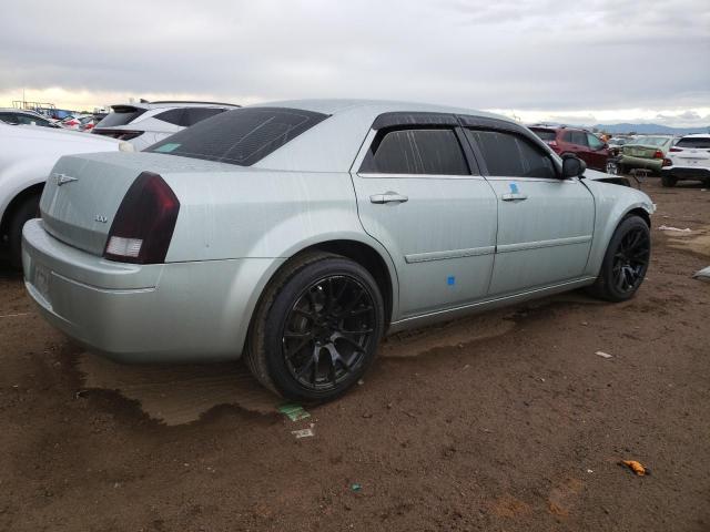 Photo 2 VIN: 2C3JA43R55H135243 - CHRYSLER 300 