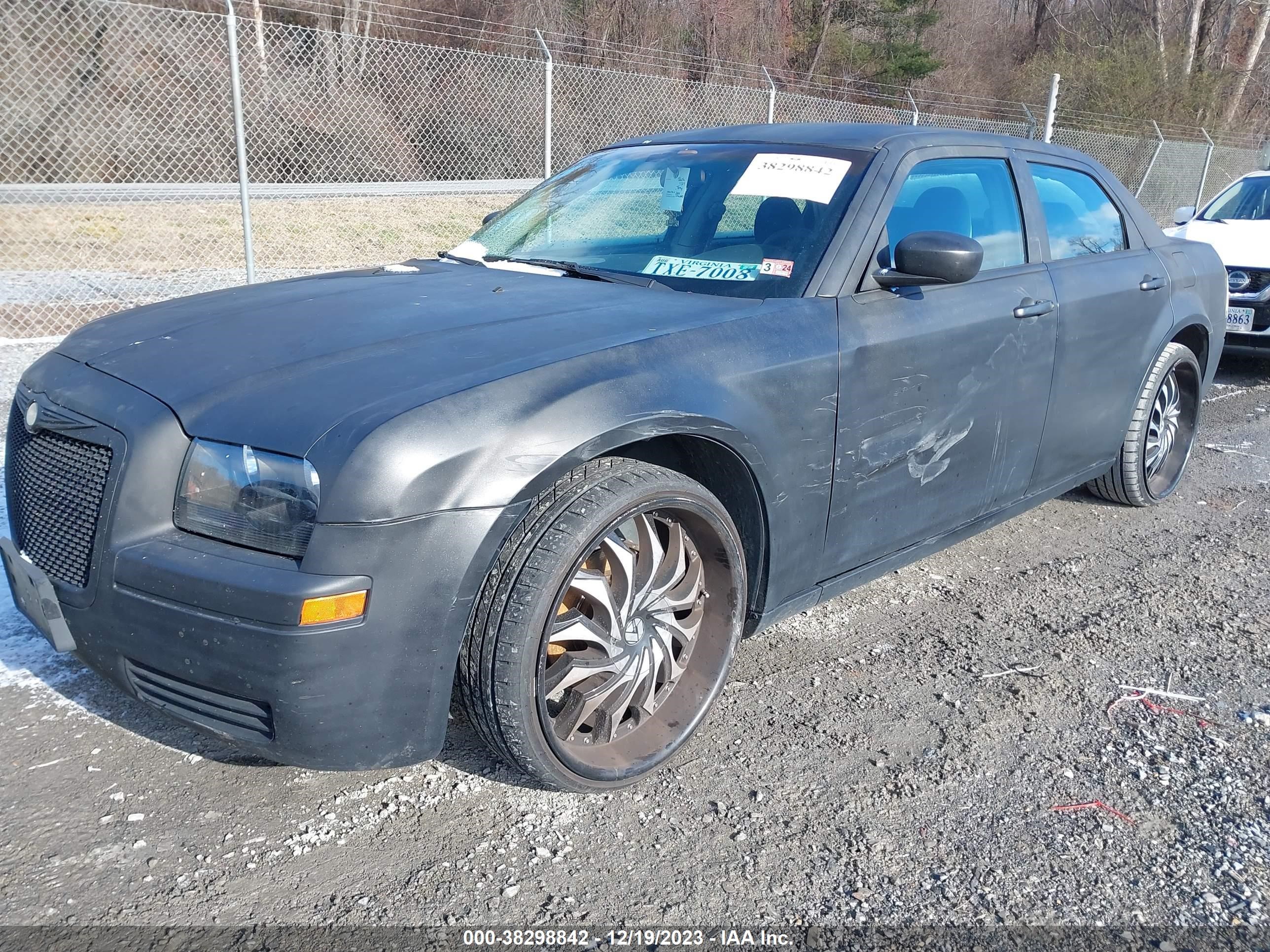 Photo 1 VIN: 2C3JA43R65H621432 - CHRYSLER 300 