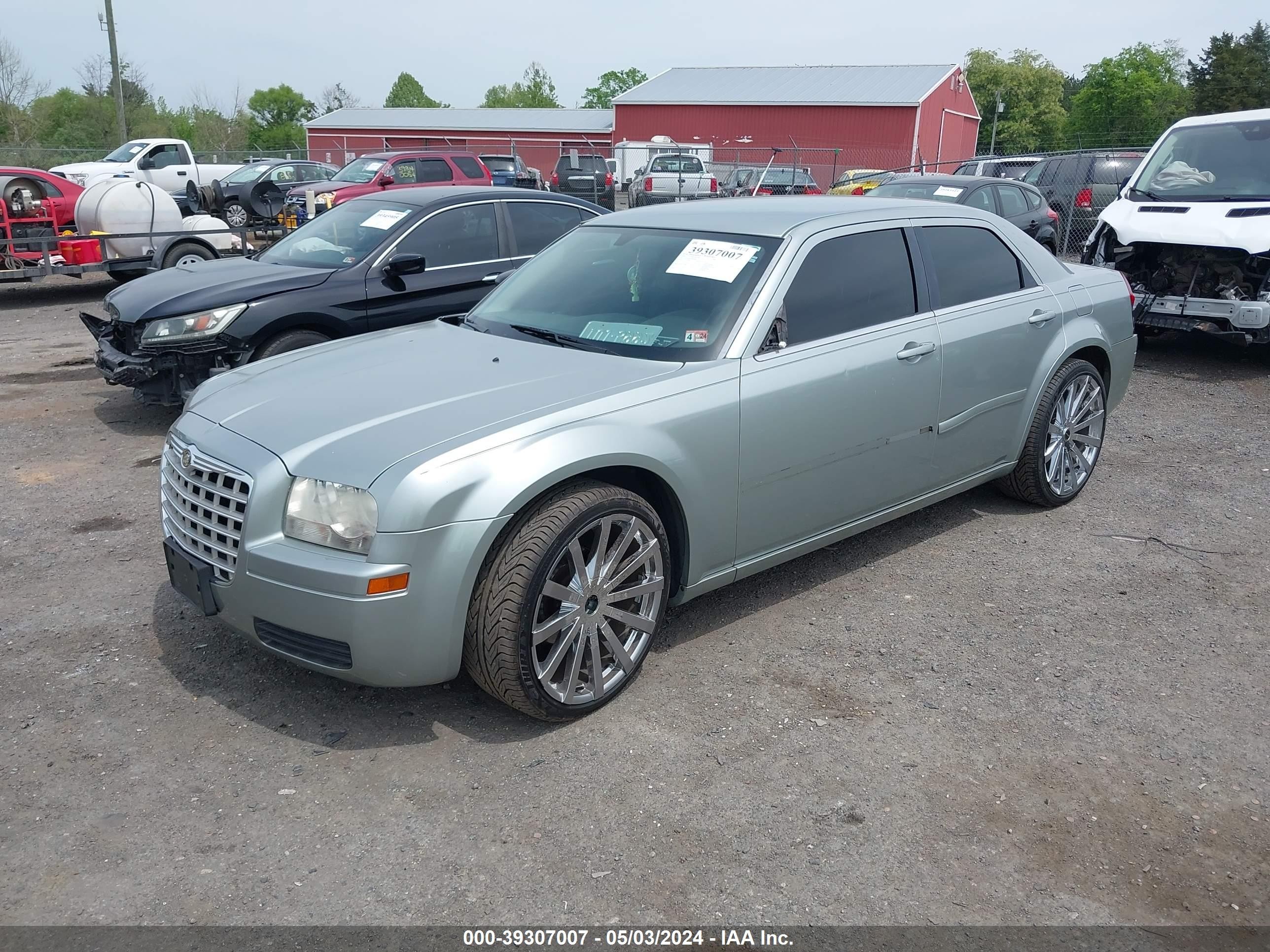 Photo 1 VIN: 2C3JA43R75H500814 - CHRYSLER 300 