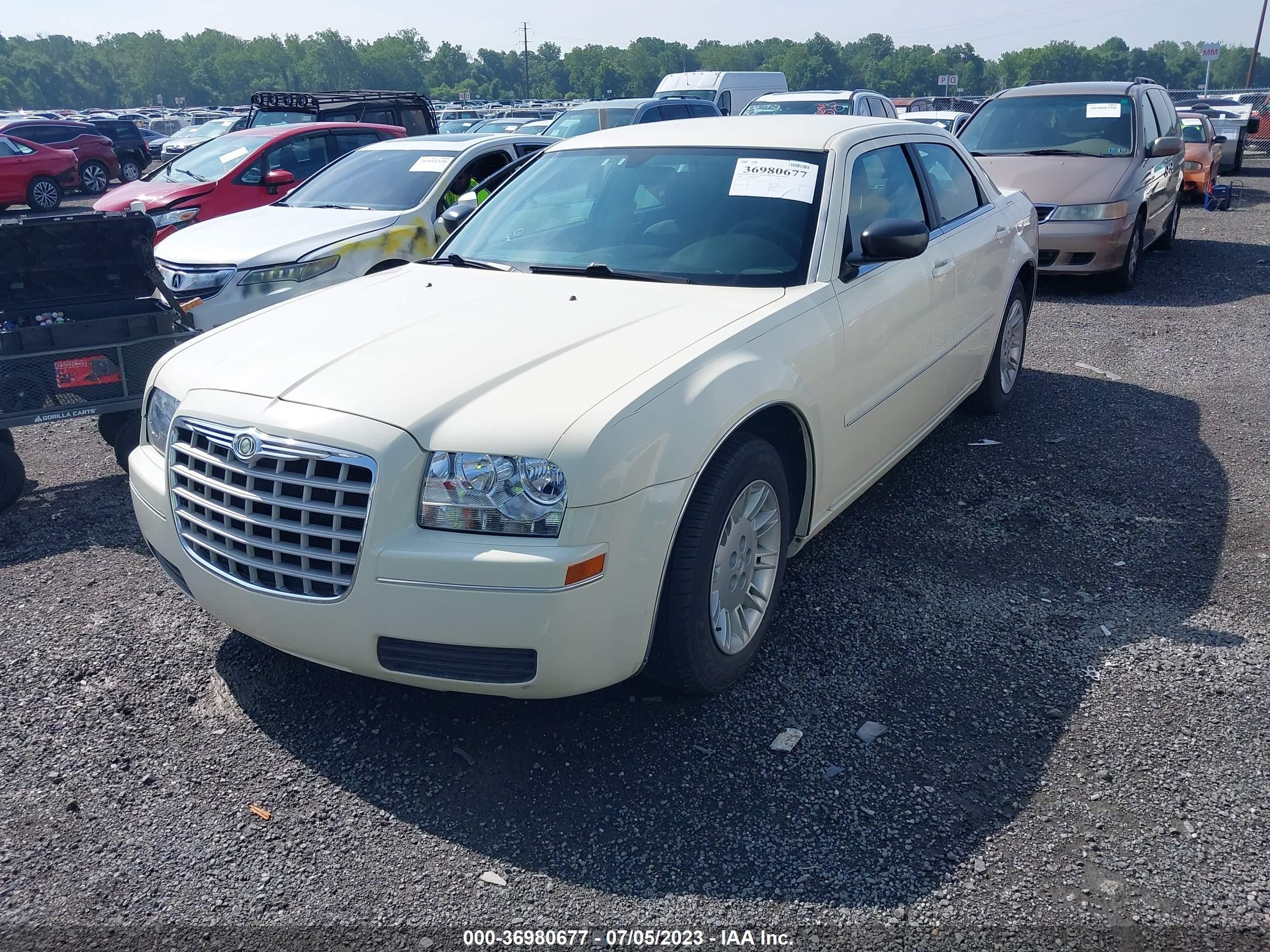 Photo 5 VIN: 2C3JA43R75H659963 - CHRYSLER 300 