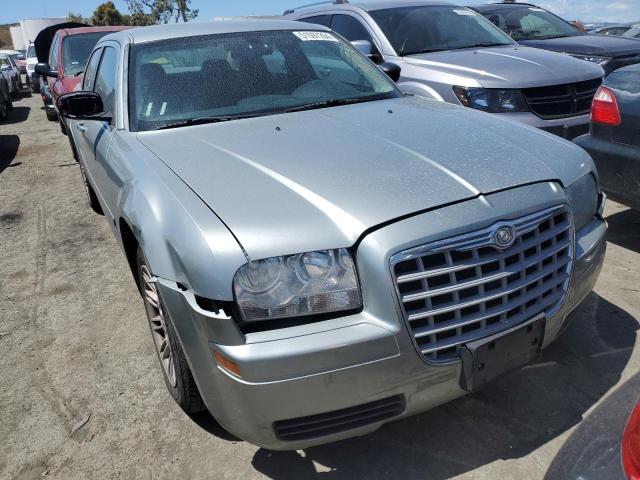 Photo 4 VIN: 2C3JA43R85H138573 - CHRYSLER 300 