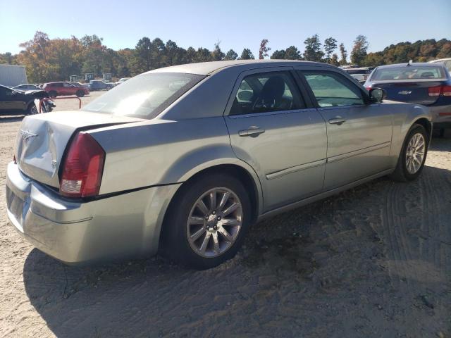 Photo 2 VIN: 2C3JA43R85H160251 - CHRYSLER 300 