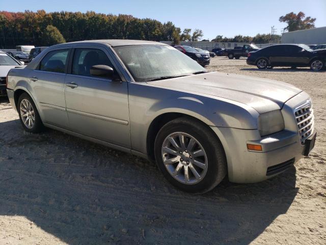 Photo 3 VIN: 2C3JA43R85H160251 - CHRYSLER 300 