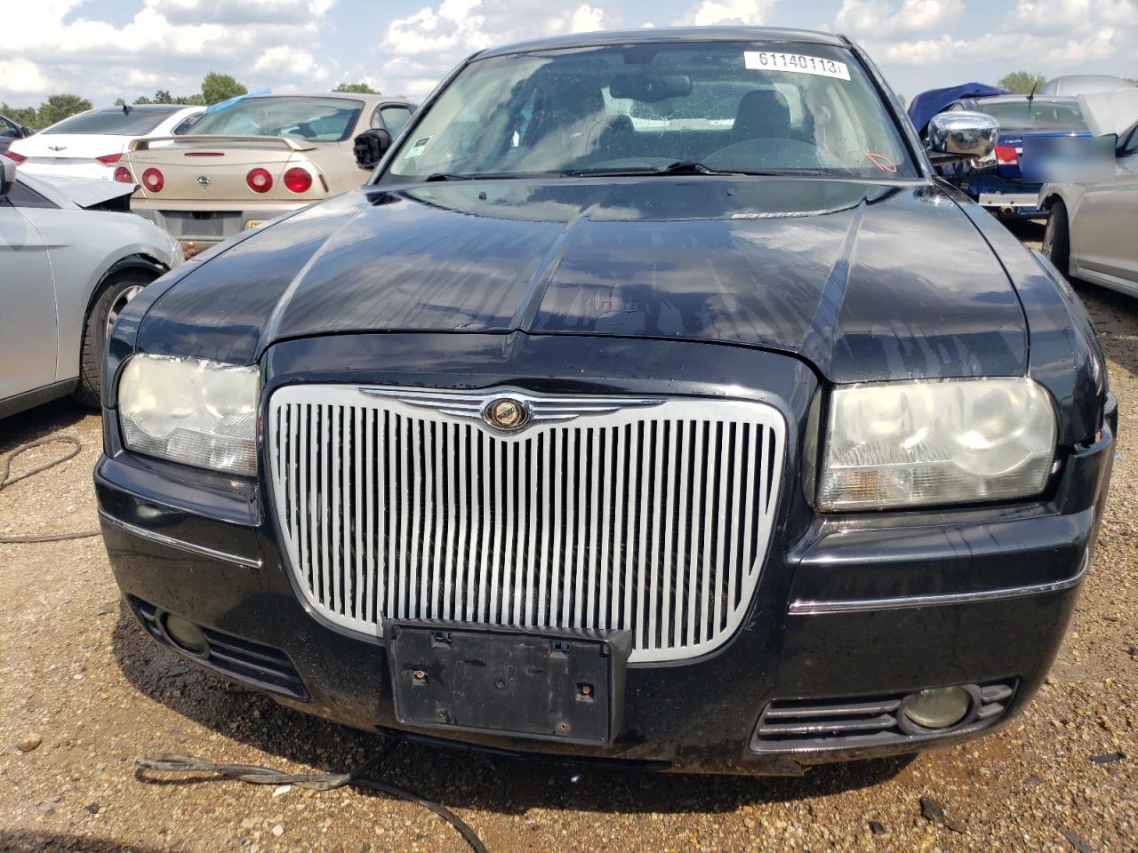 Photo 4 VIN: 2C3JA53G05H520827 - CHRYSLER 300 