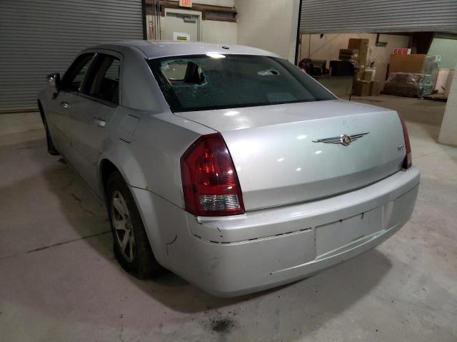 Photo 2 VIN: 2C3JA53G05H686572 - CHRYSLER 300 TOURIN 