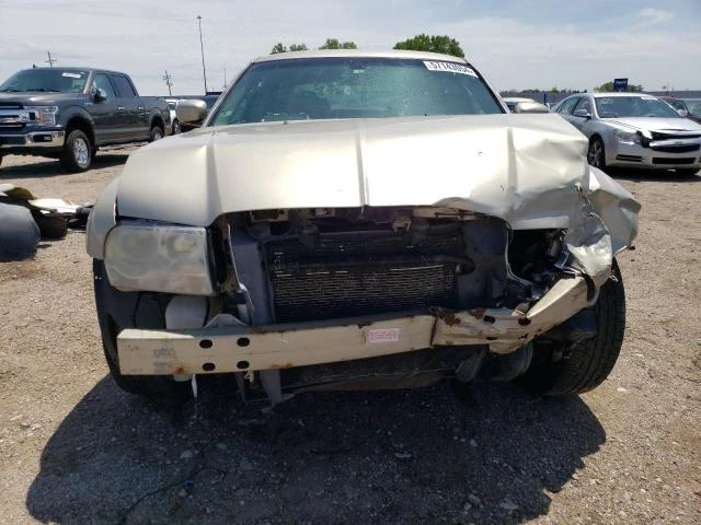 Photo 4 VIN: 2C3JA53G35H589172 - CHRYSLER 300 TOURIN 