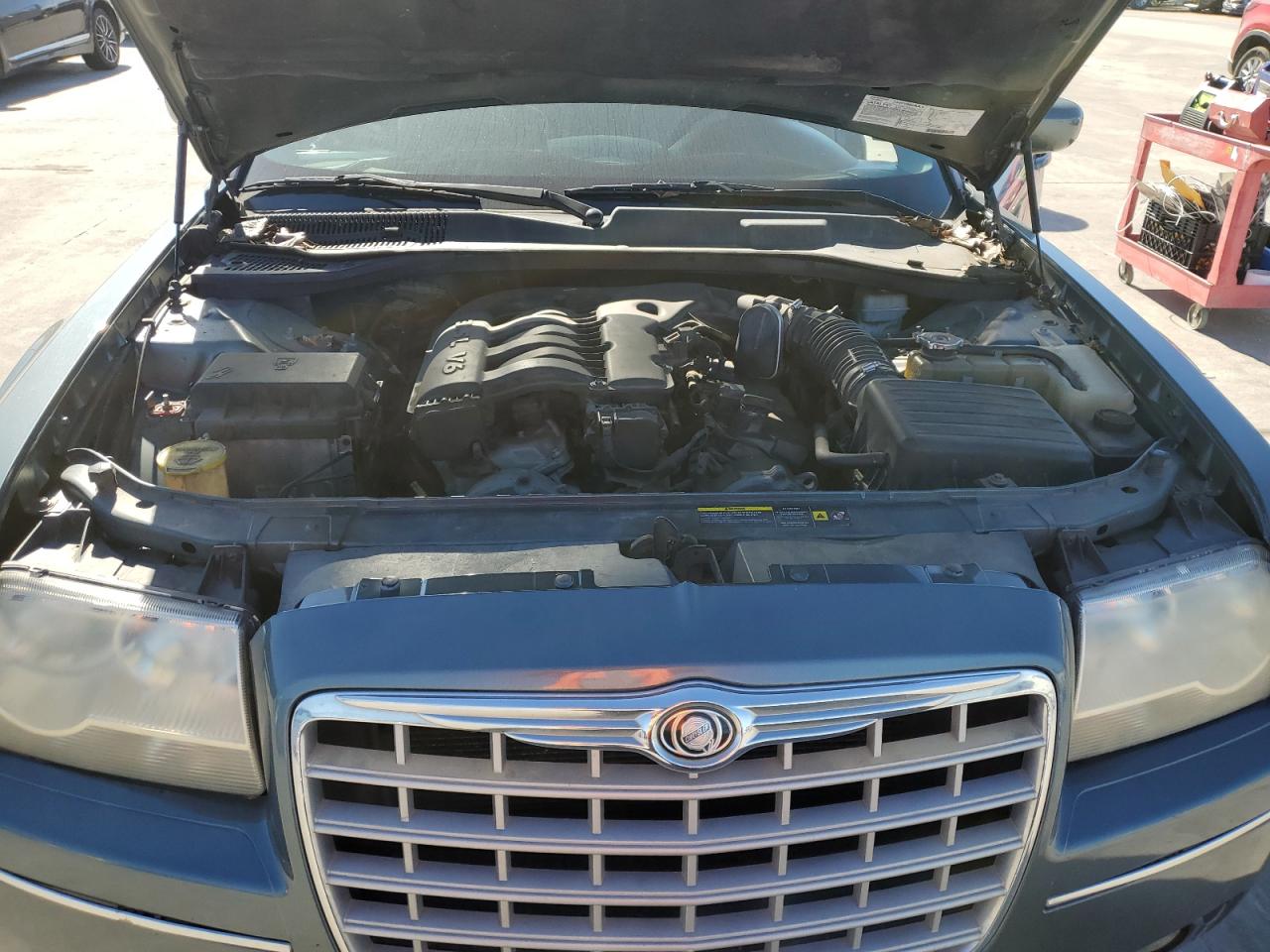 Photo 10 VIN: 2C3JA53G65H139595 - CHRYSLER 300 