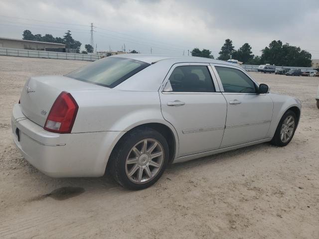 Photo 2 VIN: 2C3JA53G65H543657 - CHRYSLER 300 