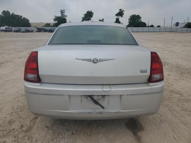 Photo 5 VIN: 2C3JA53G65H543657 - CHRYSLER 300 