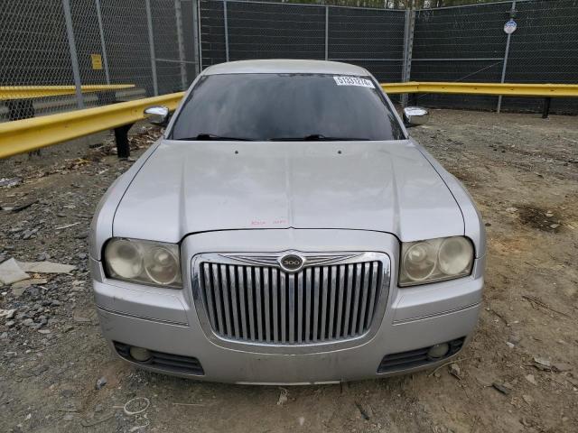 Photo 4 VIN: 2C3JA53G75H163761 - CHRYSLER 300 