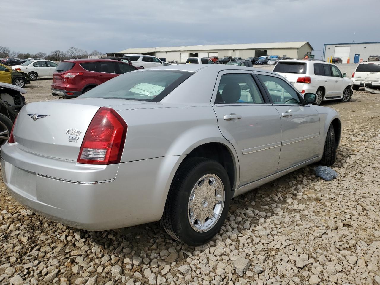 Photo 2 VIN: 2C3JA53G85H156964 - CHRYSLER 300 