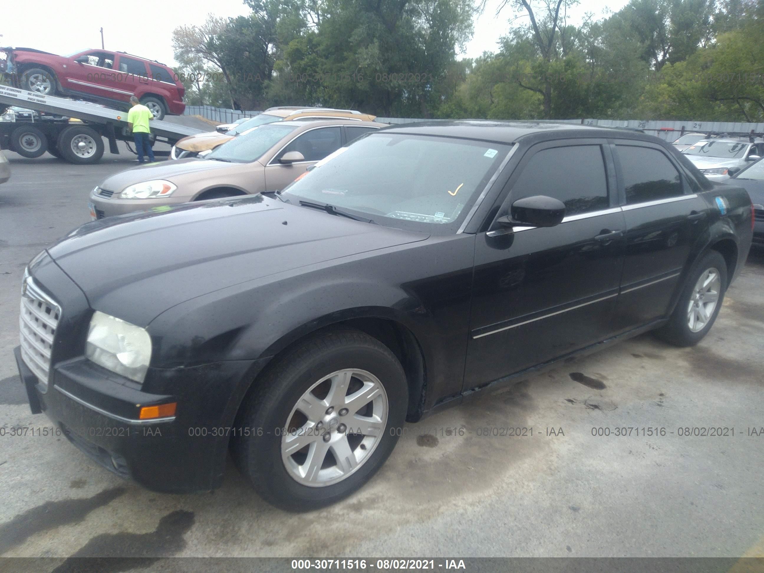 Photo 1 VIN: 2C3JA53G85H684276 - CHRYSLER 300 