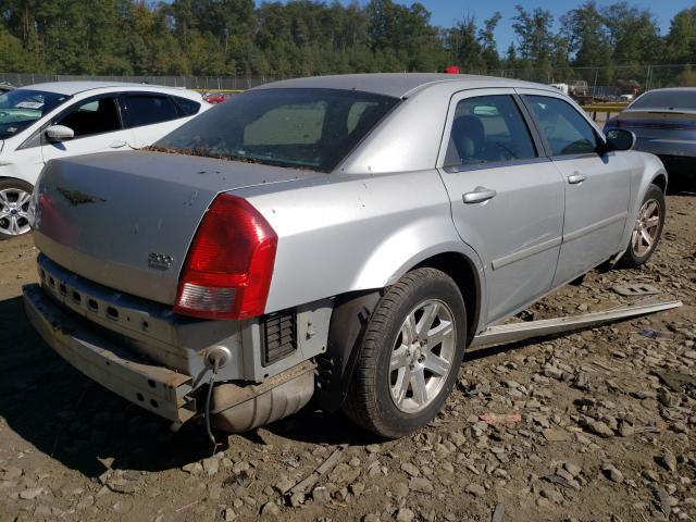 Photo 3 VIN: 2C3JA53G85H690966 - CHRYSLER 300 TOURIN 