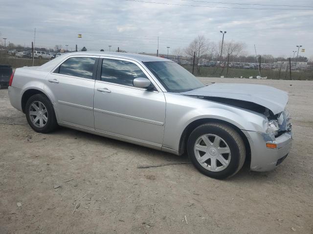 Photo 3 VIN: 2C3JA53G95H131734 - CHRYSLER 300 