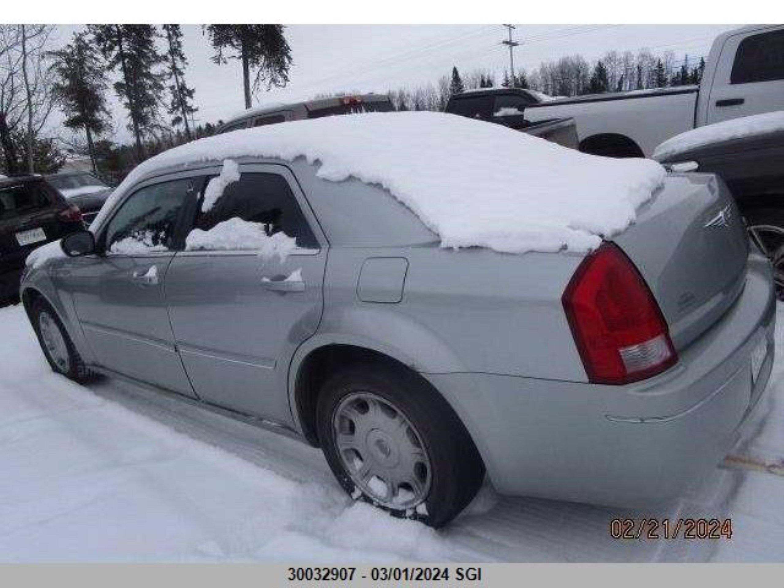 Photo 3 VIN: 2C3JA53G95H534564 - CHRYSLER 300 