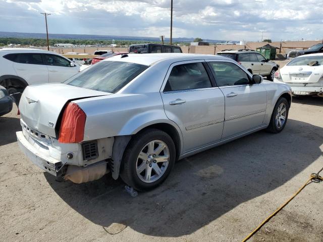 Photo 2 VIN: 2C3JA53G95H685565 - CHRYSLER 300 TOURIN 