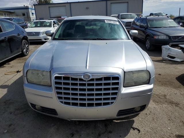 Photo 4 VIN: 2C3JA53G95H685565 - CHRYSLER 300 TOURIN 