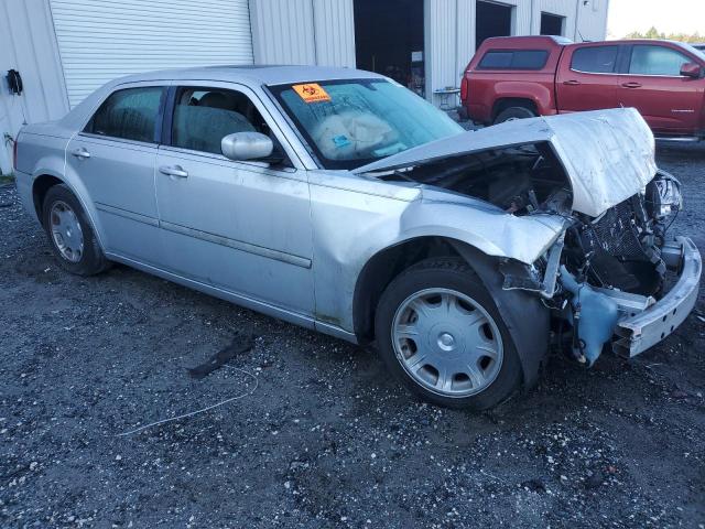 Photo 3 VIN: 2C3JA53GX5H657810 - CHRYSLER 300 