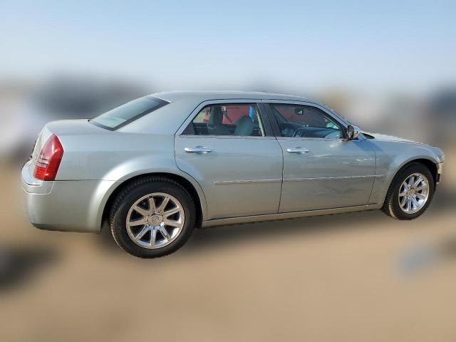 Photo 2 VIN: 2C3JA63H05H121771 - CHRYSLER 300 