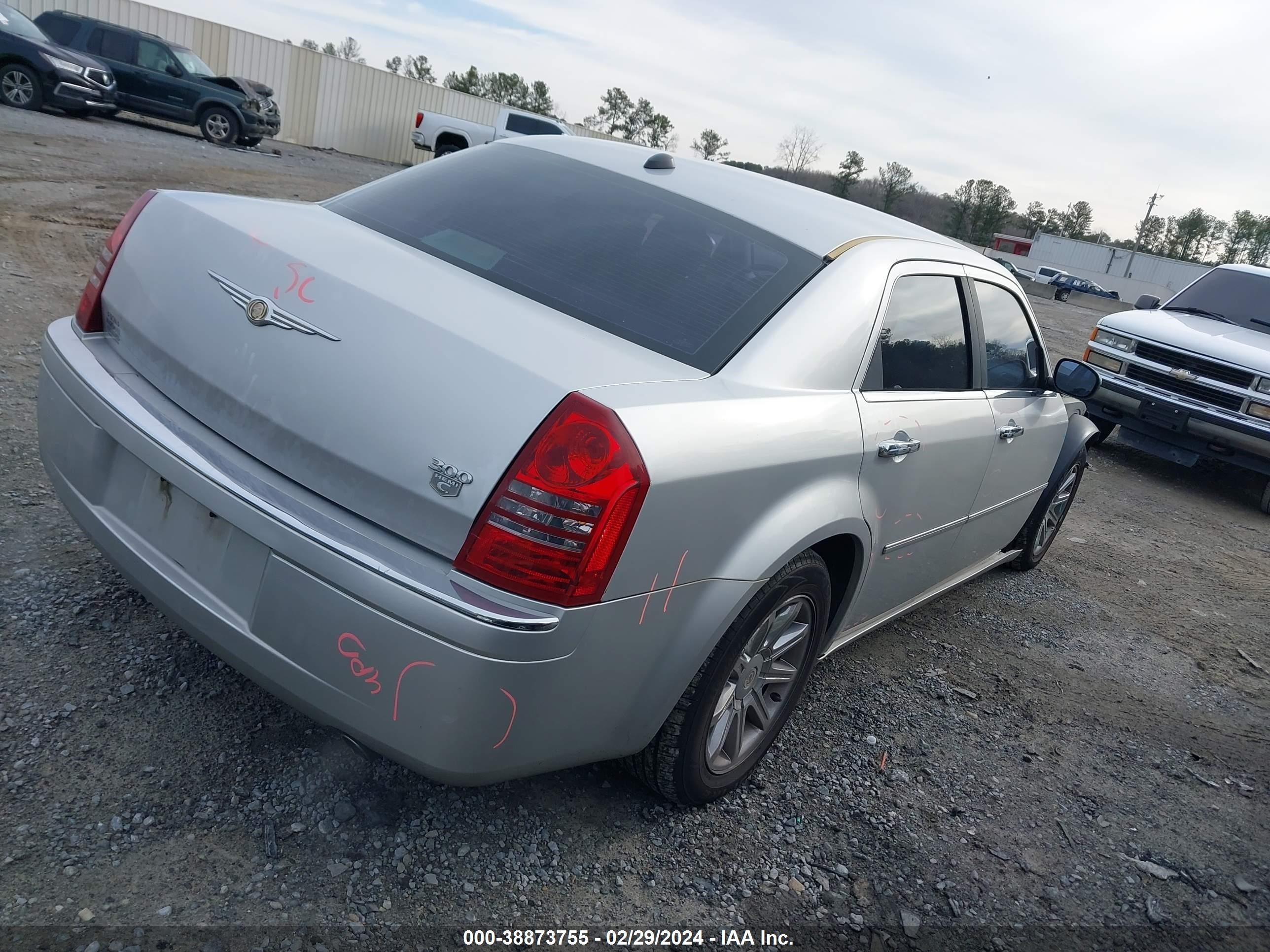 Photo 3 VIN: 2C3JA63H15H655247 - CHRYSLER 300C 