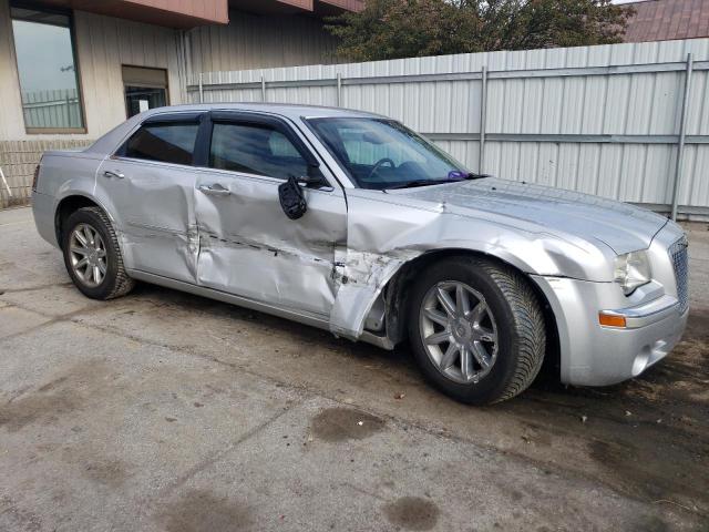 Photo 3 VIN: 2C3JA63H15H673912 - CHRYSLER 300C 