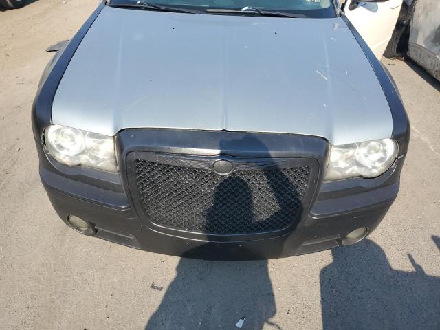 Photo 10 VIN: 2C3JA63H25H121271 - CHRYSLER 300C 