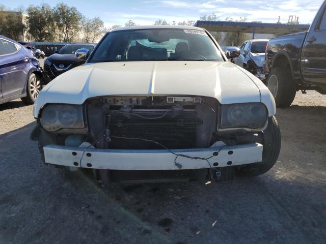 Photo 4 VIN: 2C3JA63H25H500870 - CHRYSLER 300 