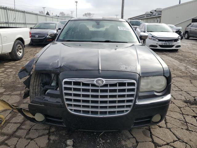 Photo 4 VIN: 2C3JA63H35H150407 - CHRYSLER 300 