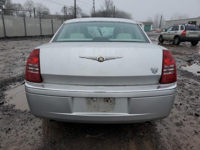 Photo 5 VIN: 2C3JA63H65H500953 - CHRYSLER 300 