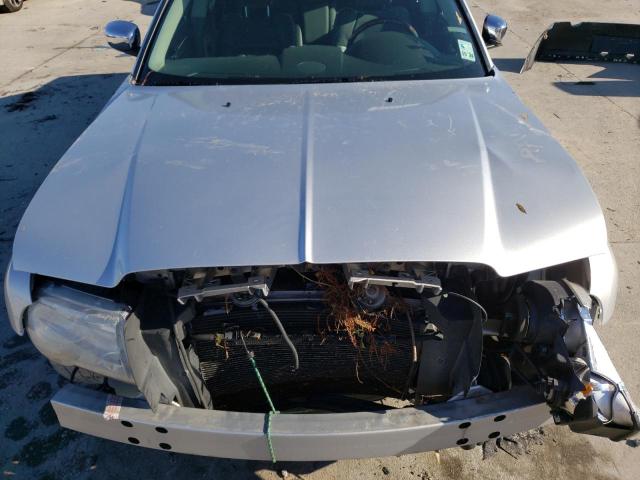 Photo 10 VIN: 2C3JA63H65H505473 - CHRYSLER 300 