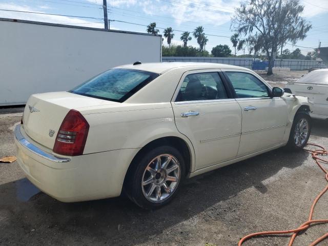 Photo 2 VIN: 2C3JA63H95H673690 - CHRYSLER 300 