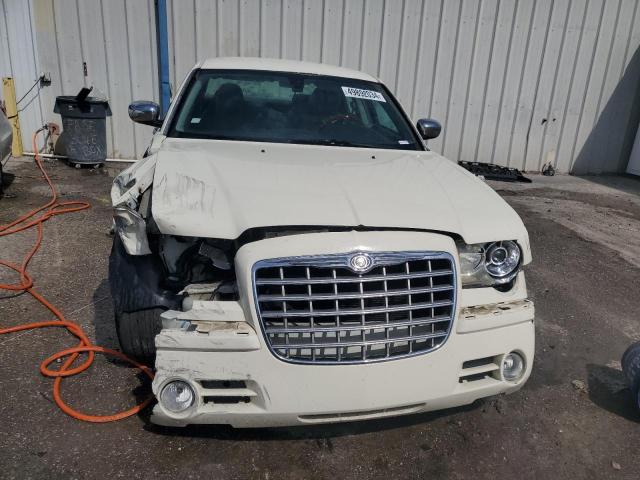 Photo 4 VIN: 2C3JA63H95H673690 - CHRYSLER 300 