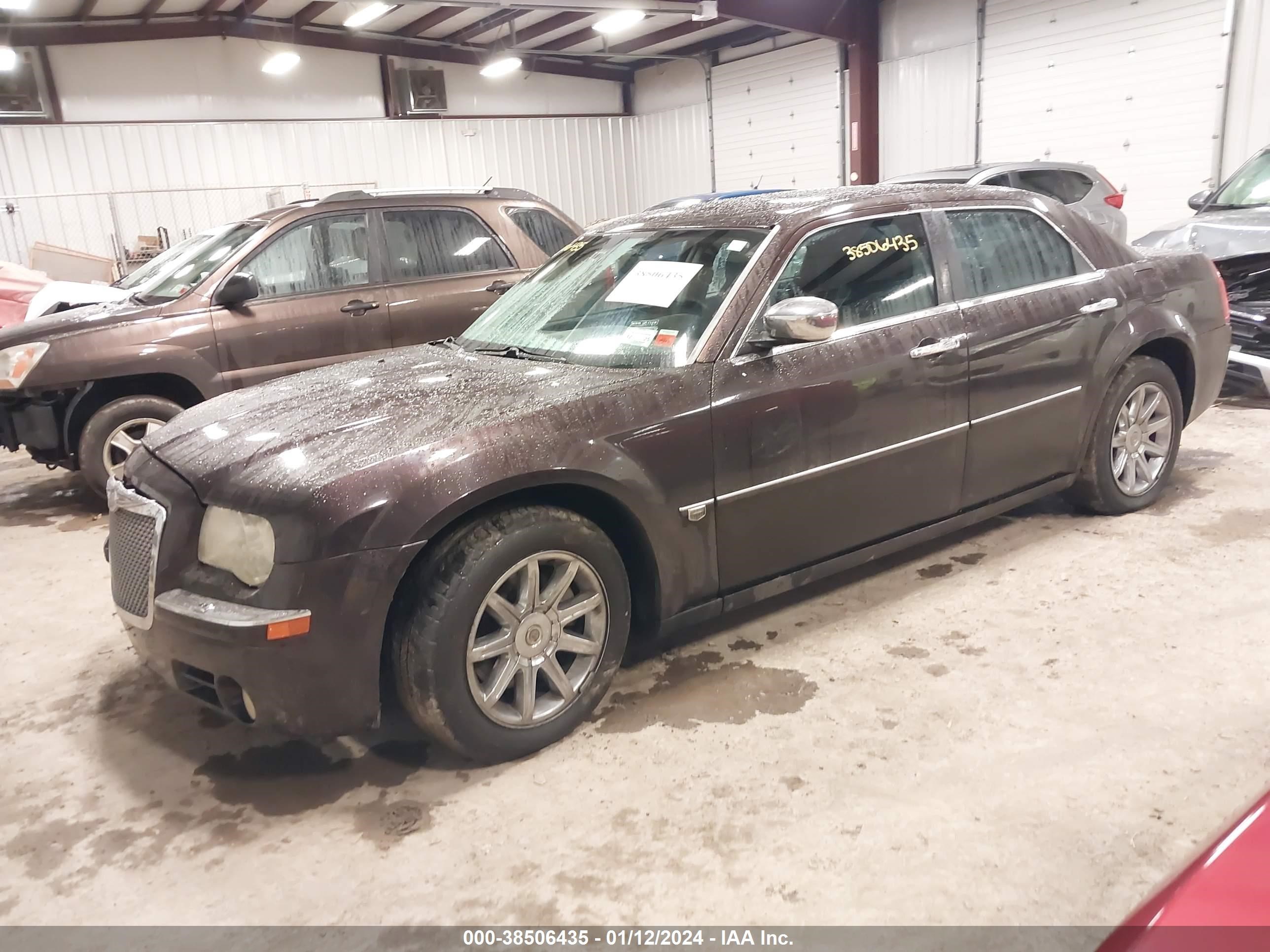 Photo 1 VIN: 2C3JA63HX5H558550 - CHRYSLER 300C 